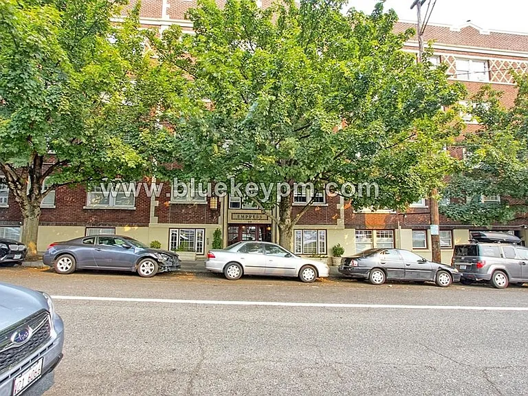 20 NW 16th Ave #302 — Photo 10