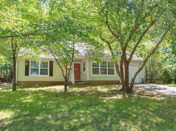 303 Saint Thomas Dr, Chapel Hill, NC 27517