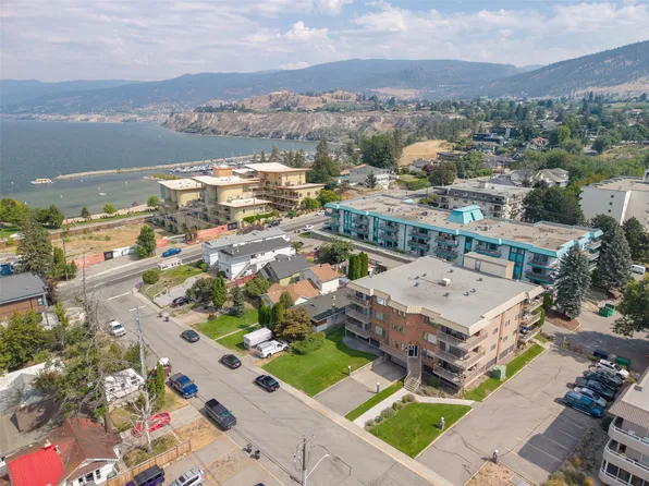 84 Van Horne St #304, Penticton, BC V2A 4J8