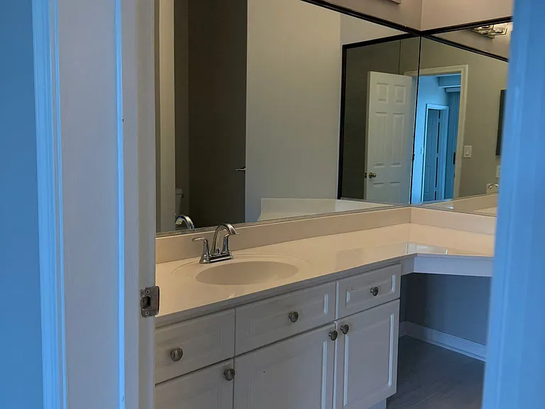 2203 Westcourt Ln #304 — Photo 3
