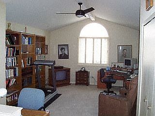 2nd image of 29321 Laurel Dr #1