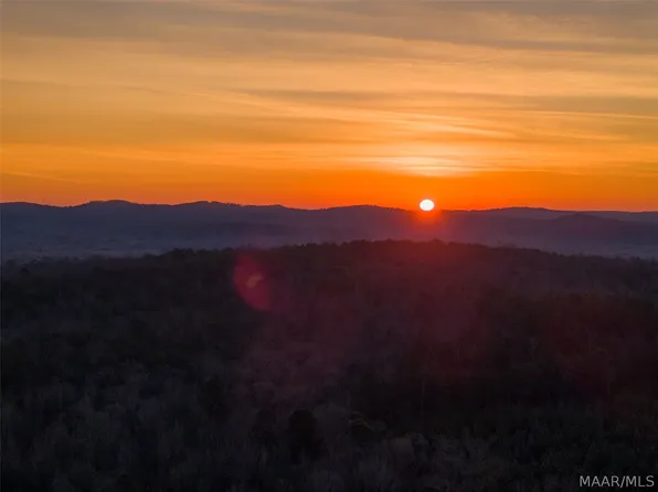 570 Jug Factory Rd, Wetumpka, AL 36093