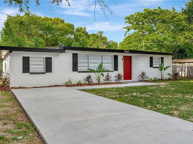 4105 W Mango Ave — Photo 2