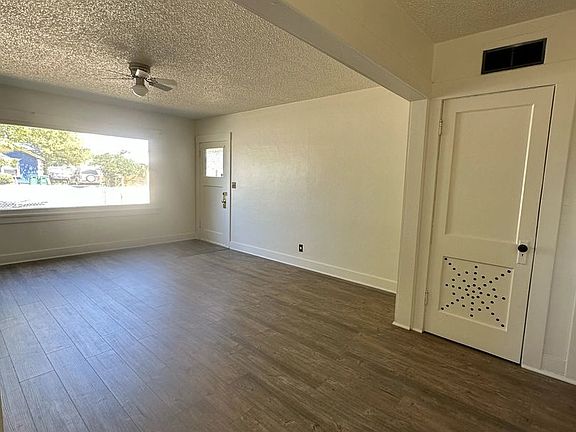 5th image of 2024 Darrow Ave