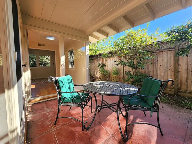 329 Colorado Ave — Photo 21