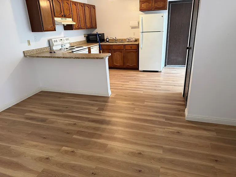 5246 Golden Ln #D — Photo 8