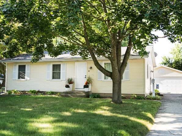 58 Gaylord Ct NE, Rockford, MI 49341