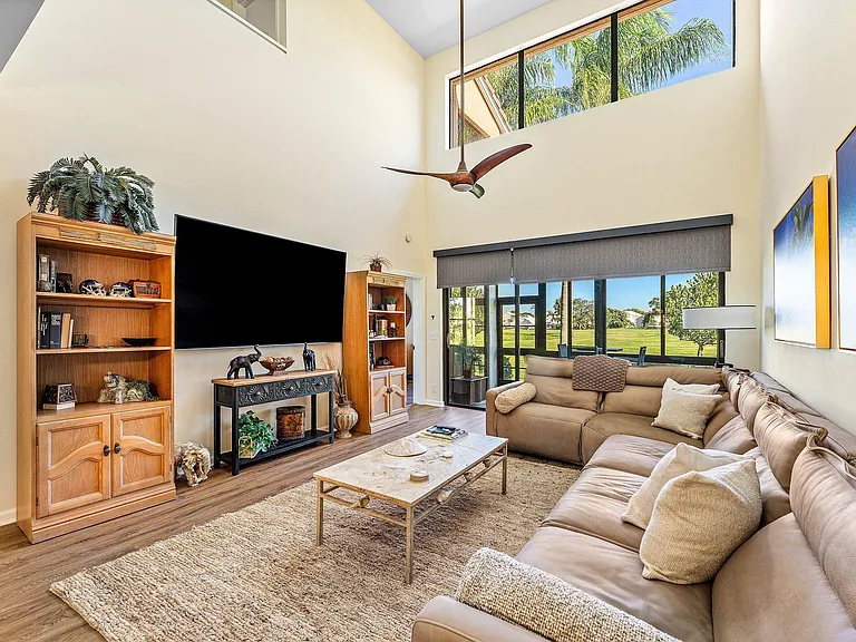 858 Windermere Way — Photo 6