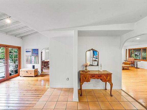 4th image of 6111 Shirley Ave