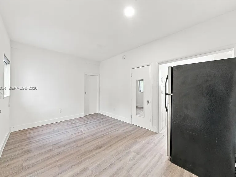128 NW 9th Ave #4 — Photo 10