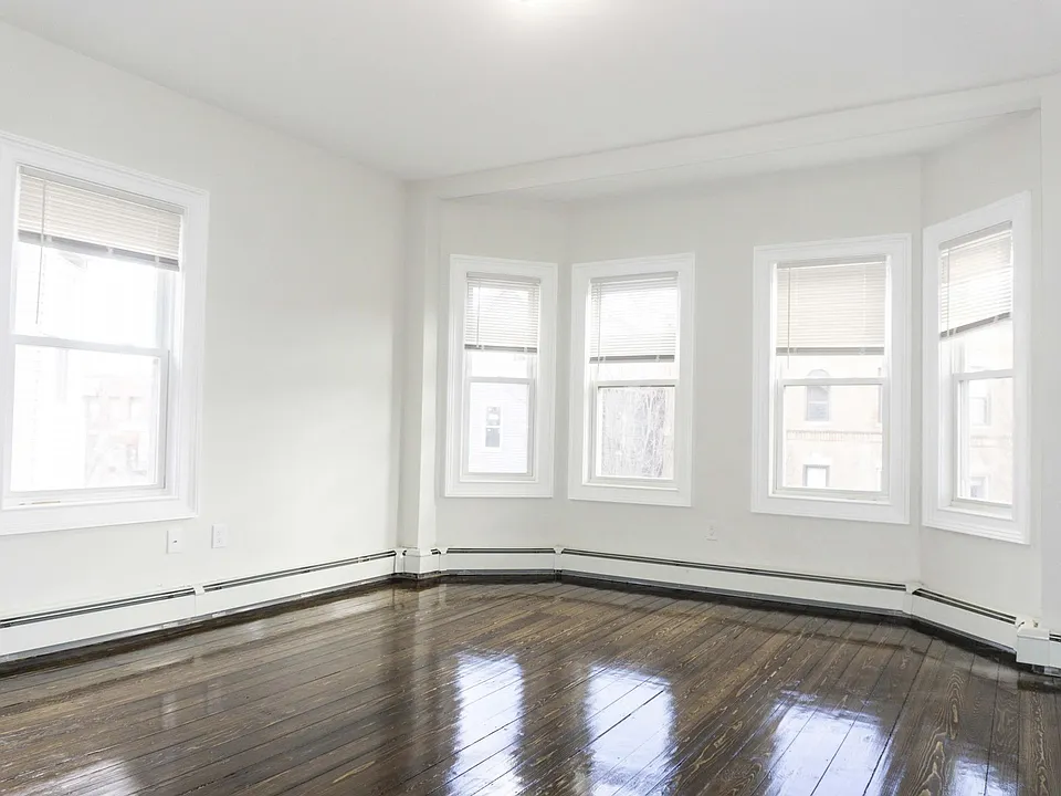 3147-3149 Washington St #3C
