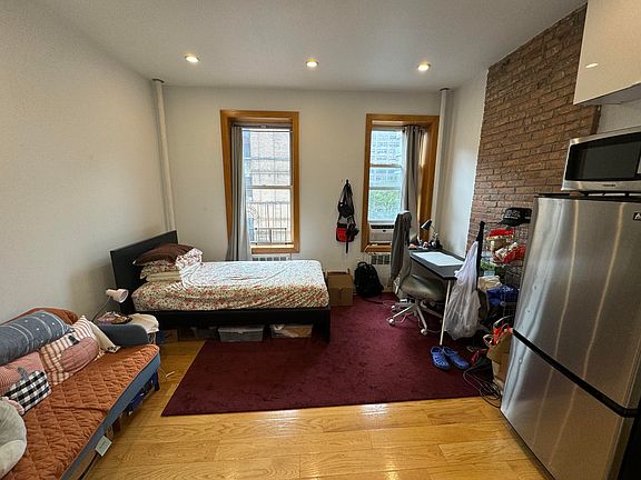 3rd image of 38 Orchard St #3U