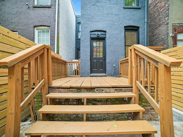 62.5 Oak St #2 — Photo 24