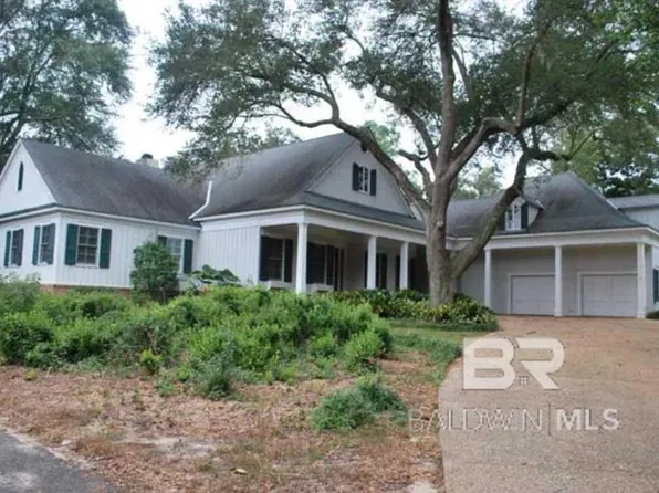 1103 Captain O'Neal Dr, Daphne, AL 36526