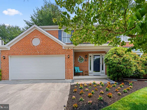 4 Romney Ct, Owings Mills, MD 21117