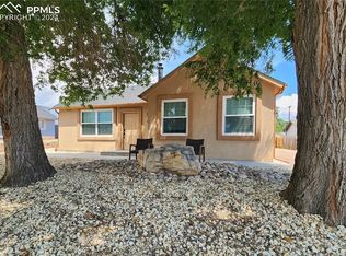 142 Front St, Monument, CO 80132