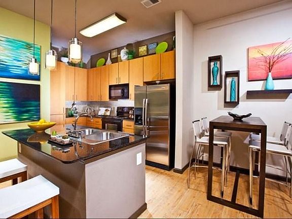 3rd image of 9702 Universal Blvd APT 333
