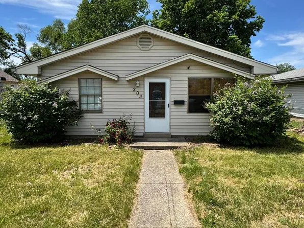 203 Center St, Trenton, OH 45067