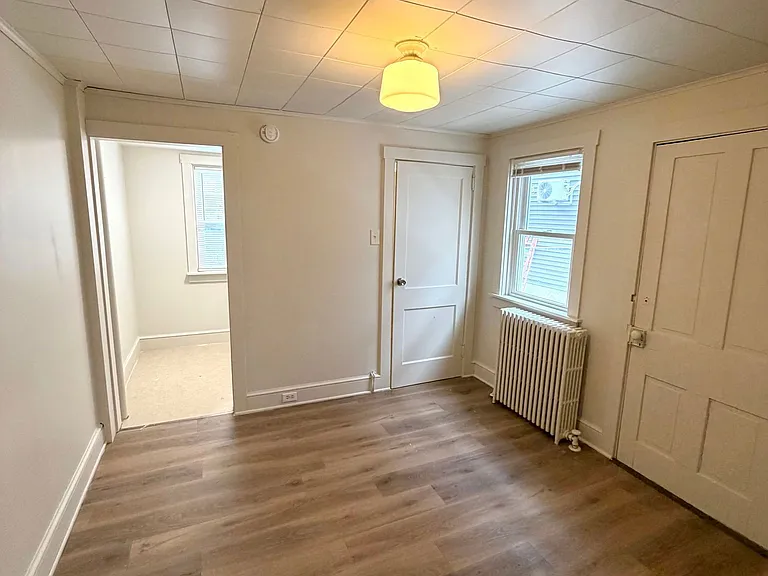 763 Manor St — Photo 10