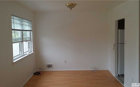 5th image of 22511 59th Ave