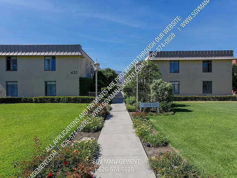 427-433 W Duarte Rd — Photo 22