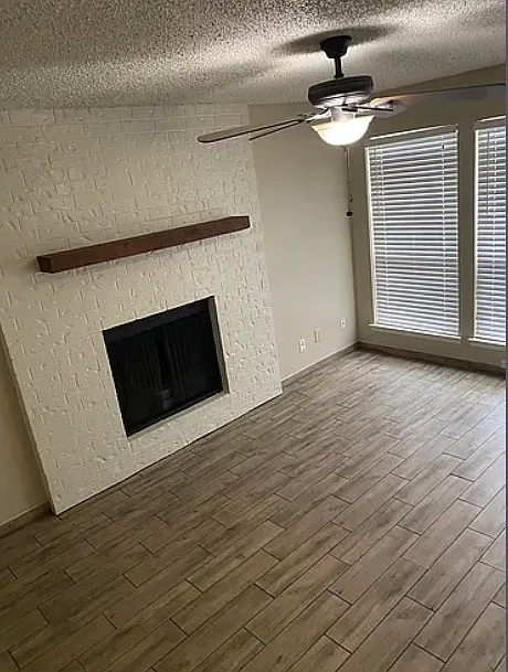 2 bed, 2.5 bath, 1128 sqft, $1,400 — Photo 4