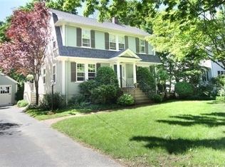 2 Rowland Ave, Lexington, MA 02421