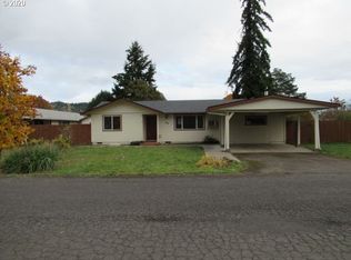 109 Oak St, Amity, OR 97101