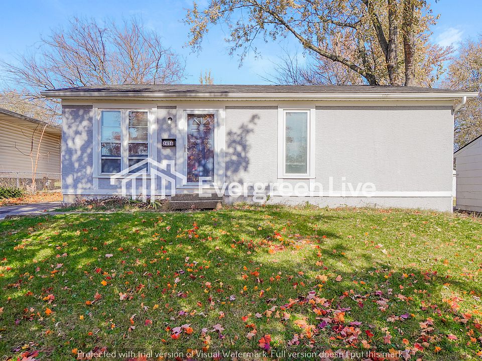 1st image of 2458 Queenswood Dr
