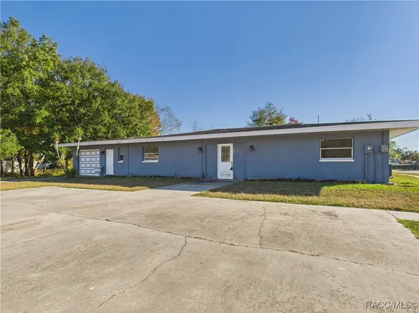 6672 W Seagull Ln, Homosassa, FL 34448