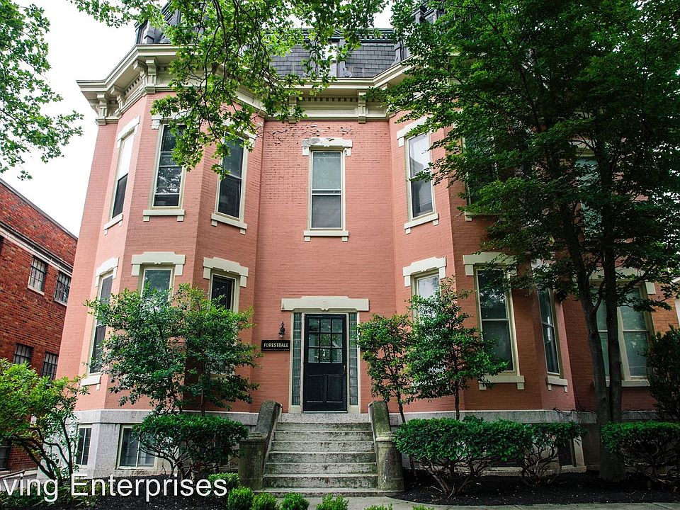 1st image of 433 E Town St APT 102