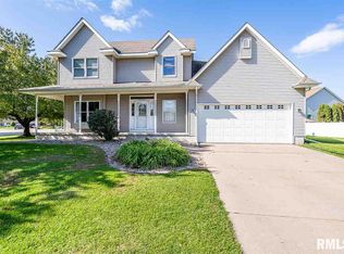 4216 Kelling Ct, Davenport, IA 52806