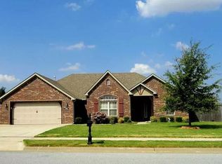 1906 SW Laurynwood St, Bentonville, AR 72713