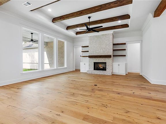 3rd image of 5052 Twin River Pl