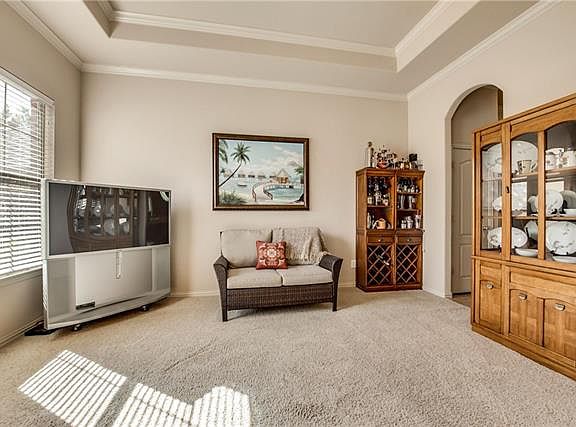 4th image of 3704 Desert Willow Dr