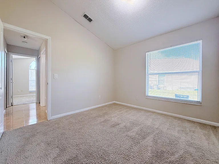 2634 Meadow Oaks Loop — Photo 17