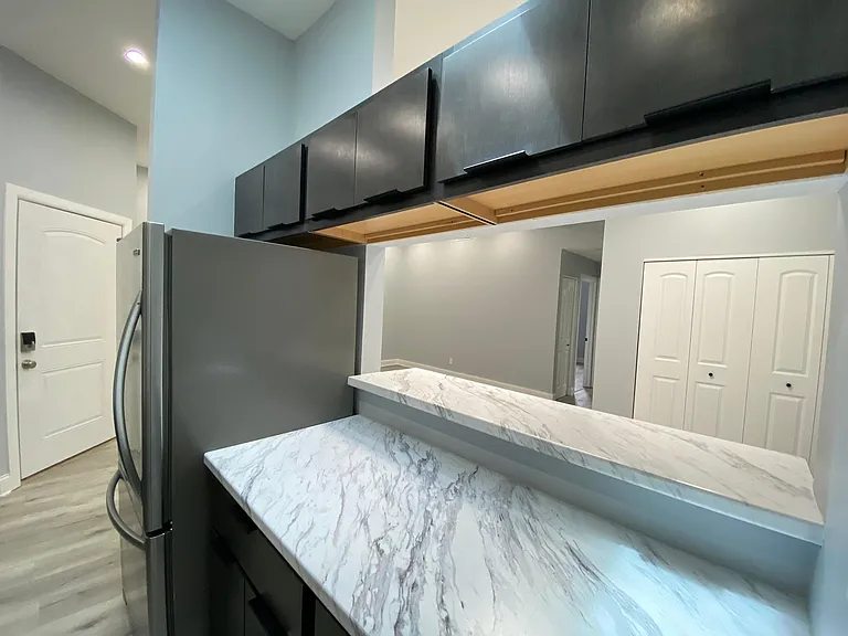 2245 S Grand Blvd #B — Photo 13