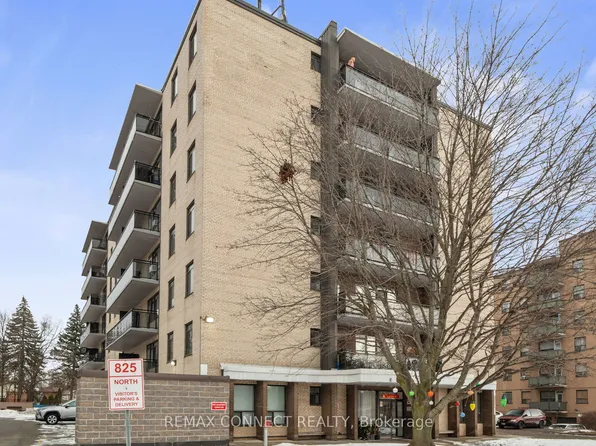 825 Kennedy Rd #506, Toronto, ON M1K 2E6