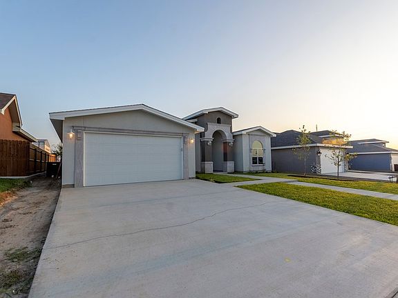 2nd image of 2714 Villa Romel Blvd