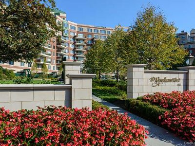 111 Cherry Valley Avenue #505, Garden City, NY, 11530