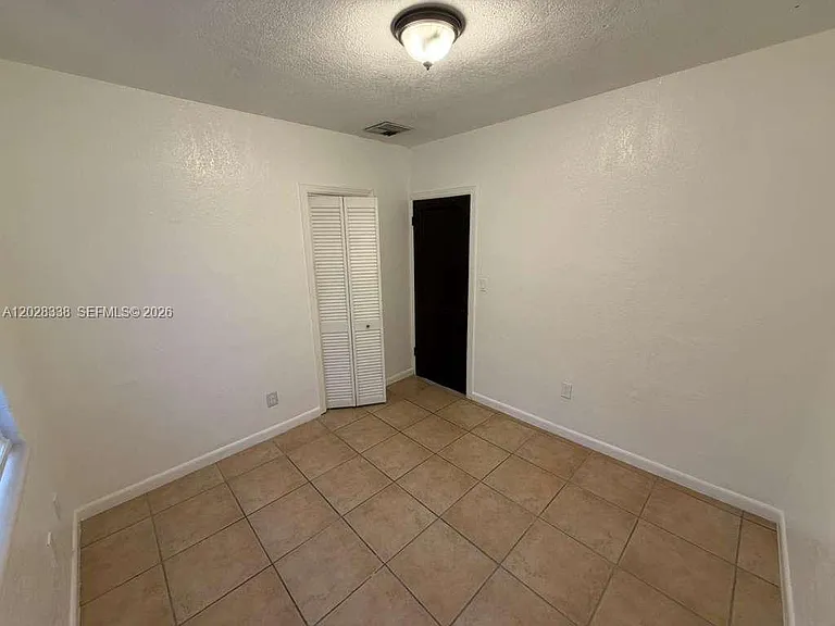 165 Lawn Way — Photo 7