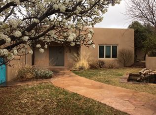 19 Falling Star Cir, Santa Fe, NM 87506