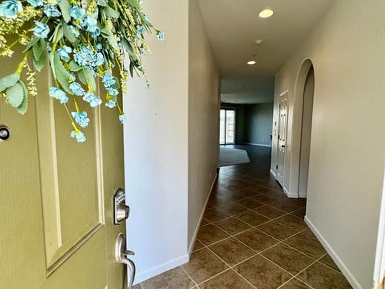 3534 W Harold Ave — Photo 4
