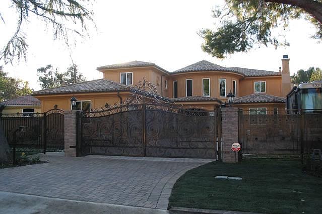 5735 Melvin Ave, Tarzana, CA 91356 | Zillow