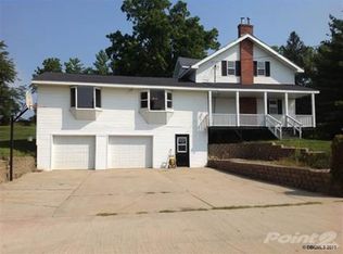 22334 Simon Rd, Bernard, IA 52032
