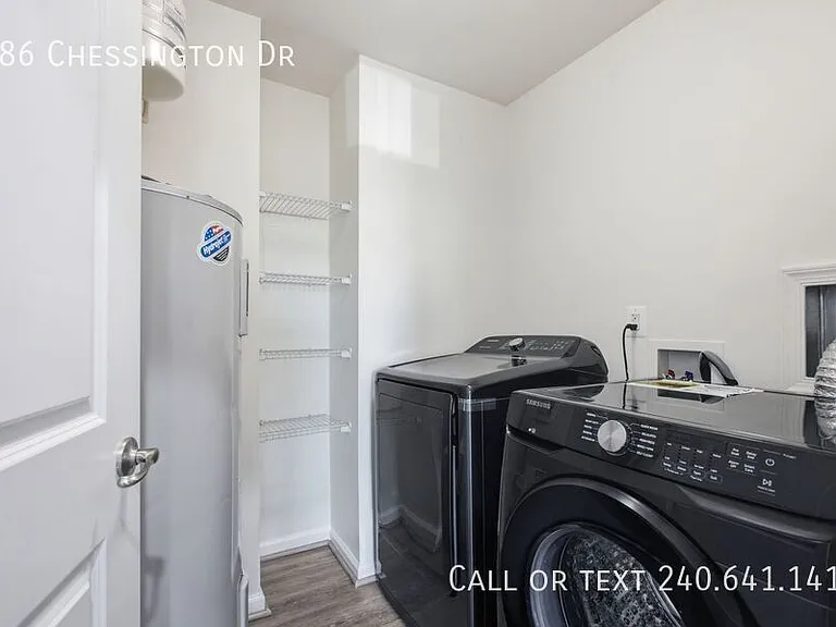 386 Chessington Dr — Photo 16