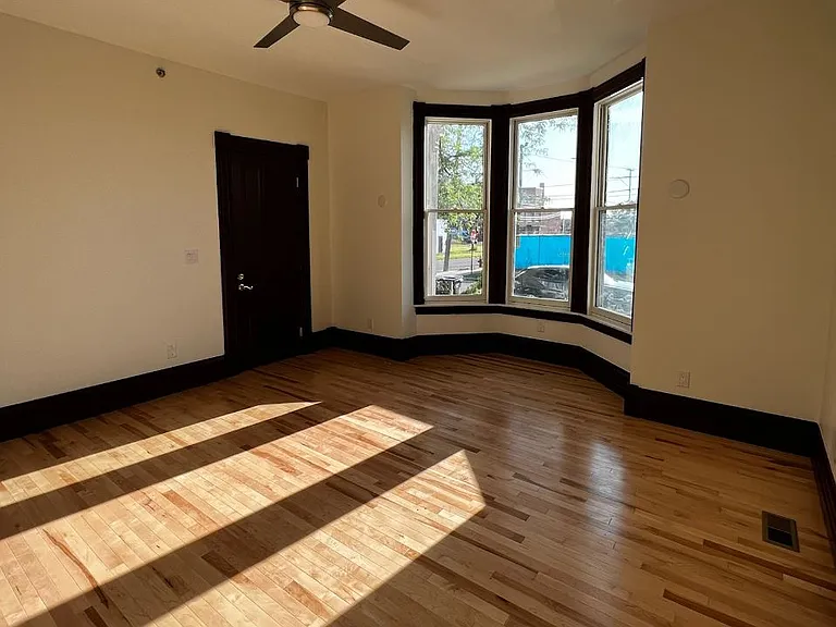 2099 Vermont St #102 — Photo 3