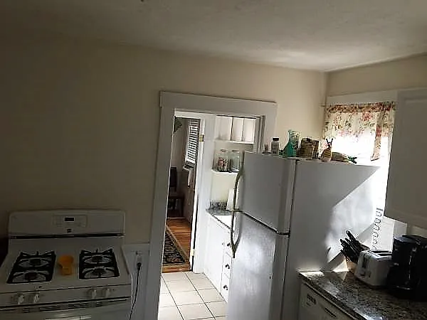 175 Boston Ave #1 — Photo 6