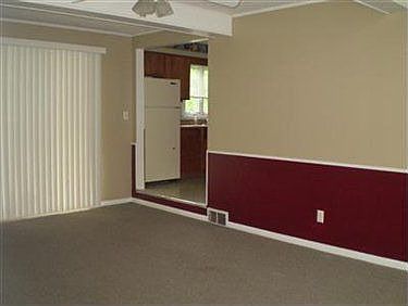 5th image of 300 E Linwood Ave
