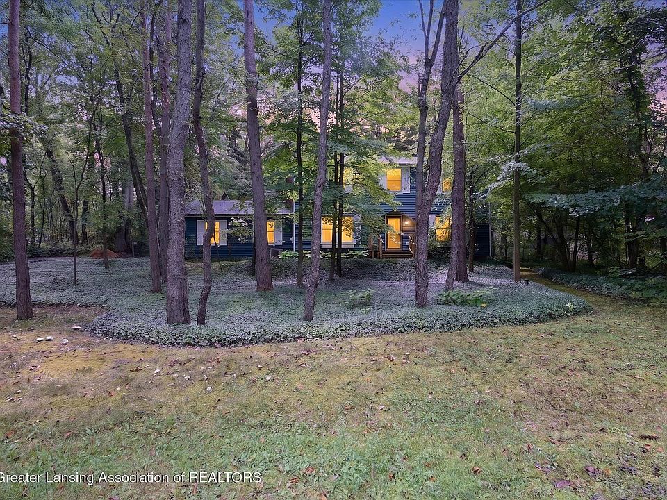 1st image of 5705 Lakeview Dr